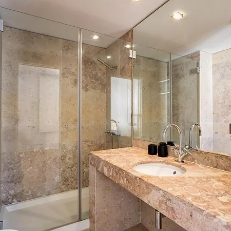 Appartamento The Pearl Of Chiado Com Parking&lift&ac *